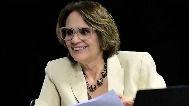 A resolução do Conanda visa garantir atendimento humanizado às vítimas com direito ao procedimento conforme previsto pela legislação brasileira; na imagem a senadora Damares Alves (Republicanos-DF)