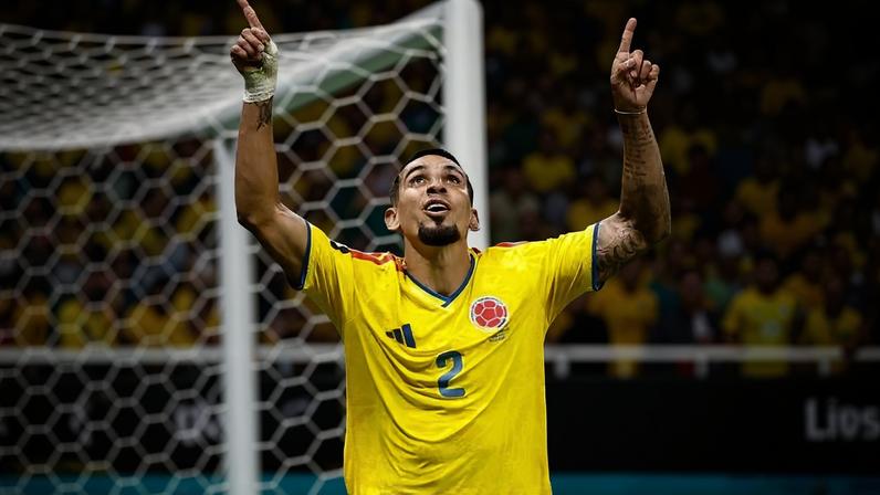 Daniel Muñoz, da Colômbia, comemora gol contra a RD Congo na Copa do Mundo