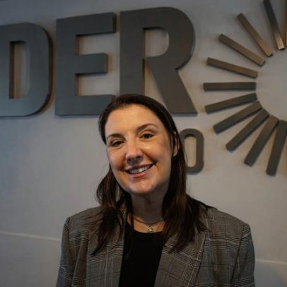 Daniella Marques realiza visita ao poder