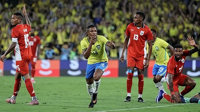 Danilo Santos comemorando o seu gol em Brasil x Panamá
