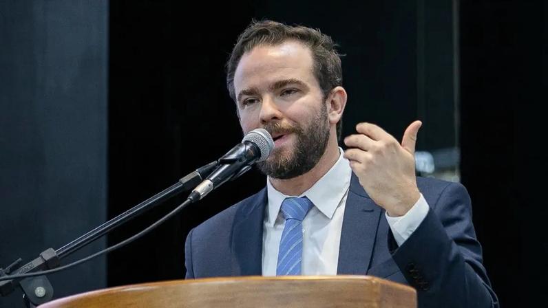 Dario Durigan se reunirá com autoridades dos EUA para discutir classificação do CV e PCC como organizações terroristas. (Foto: Washington Costa/Ministério da Fazenda)