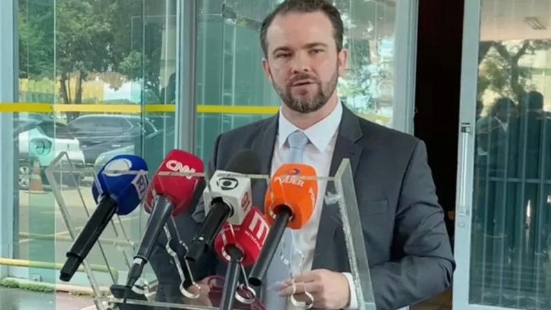 Durigan defende soberania do Pix e reforça controle estatal do sistema