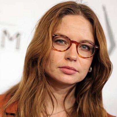 Mãe de Daveigh Chase fala pela primeira vez após morte da filha aos 35