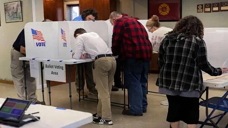People voting in Ohio in 2024.