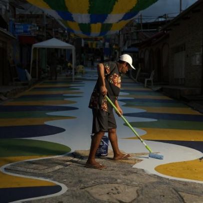 Governo libera saída de servidores 3 horas antes em dias de jogos do Brasil