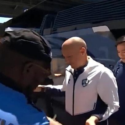 Cannavaro reclama de revisão rígida do Uzbequistão: Só com nós