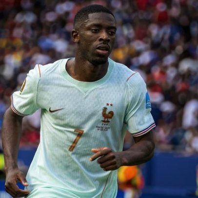 Dembélé vira 3º a marcar hat-trick na Copa, com Messi na lista