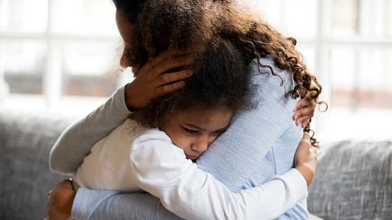 Segundo estudo publicado na revista Nature, parte da predisposição à ansiedade é herdável e compartilhada entre familiares