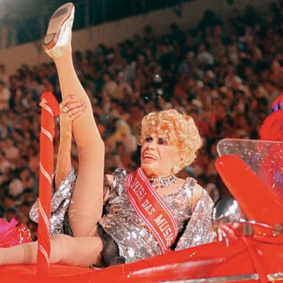 Seis curiosidades da vida de Dercy Gonçalves, segundo biógrafa