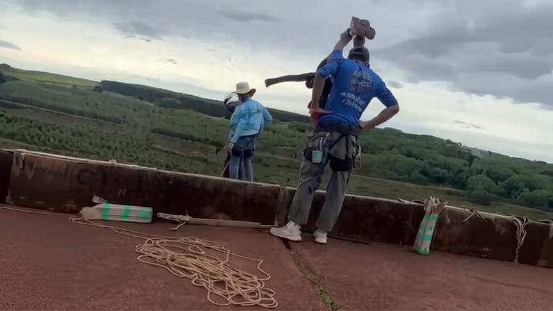 Jovem de 21 anos morre após ser lançada sem corda de plataforma de rope jump em Limeira — Foto: Reprodução/Redes sociais