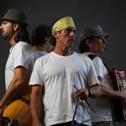 Falamansa nasceu no improviso e quebrou barreiras; curiosidades da banda no Terraiá