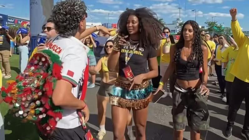 Ex-BBB Camilla de Lucas é desafiada por marroquino — Foto: Reprodução/ Instagram