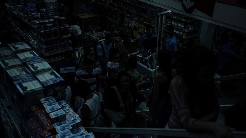 Dia de compras no comércio de São Paulo (Marcelo Camargo/Agência Brasil)