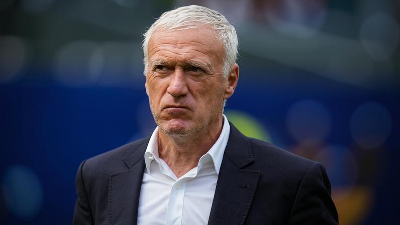 Didier Deschamps disse que cobra forte os jogadores da França