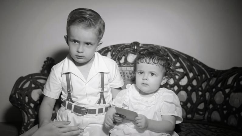 Dilma publica foto de sua infância ao lado do irmão, Igor Rousseff — Foto: Reprodução redes sociais