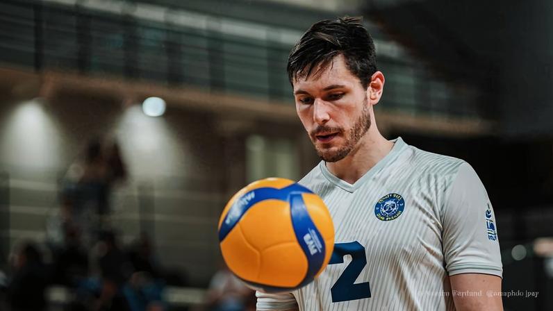 Direto da França, ponta Matias Provensi é o novo reforço do MOC Vôlei