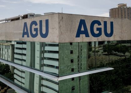Prédio da AGU. Fachada da Advocacia Geral da União, em Brasília