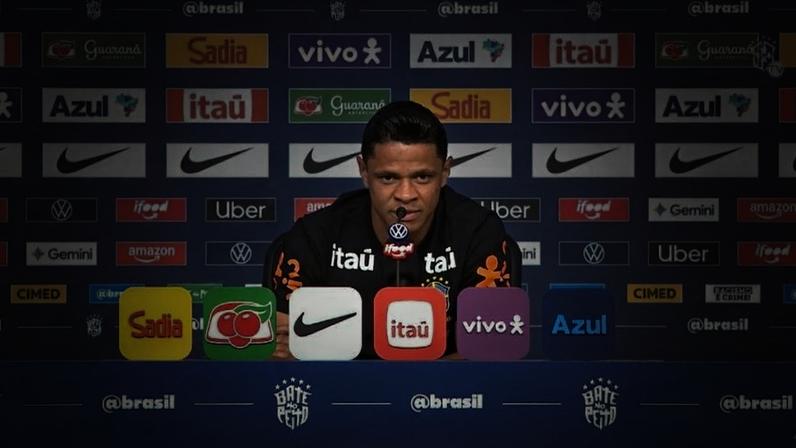Douglas Santos, lateral-esquerdo da seleção