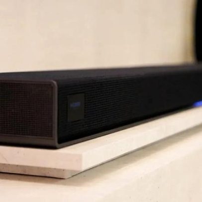Ao assistir esportes em casa, ajuste 4 configurações da soundbar para áudio ideal