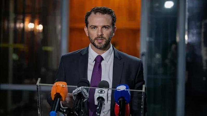 Ministro da Fazenda, Dario Durigan, assumiu a pasta em março de 2026
