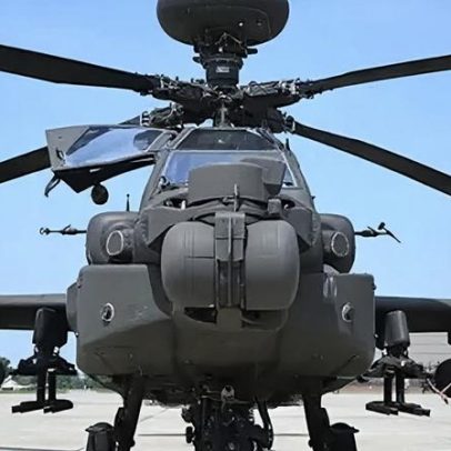 Helicóptero do Exército dos EUA cai; pilotos resgatados por drone perto de Hormuz