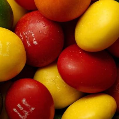 Mars investe milhões na reformulação do chocolate com algas