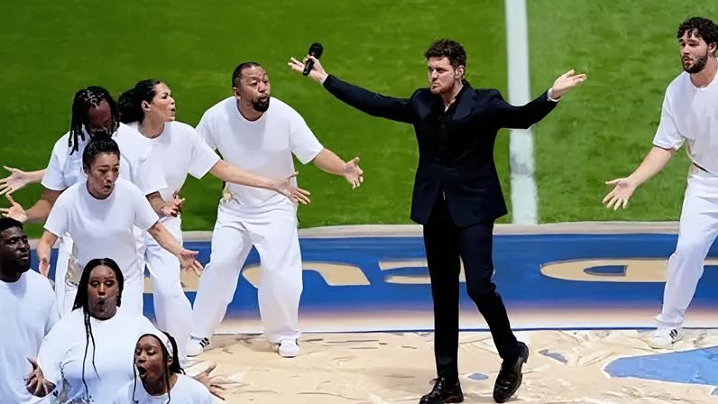 Copa do Mundo começa no Canadá com apresentação de Alanis Morissette e Michael Bublé