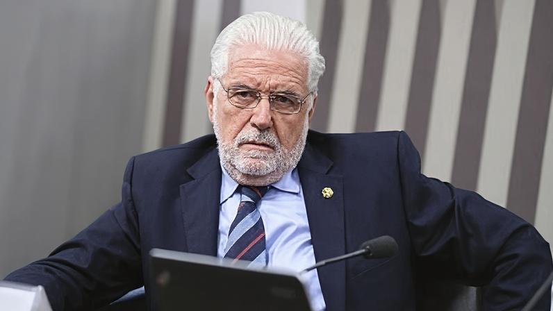 Jaques Wagner, líder do governo Lula, é alvo de busca e apreensão em operação do caso Master