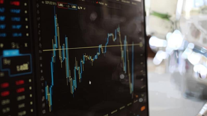 No dia do IPO, ações da SpaceX fecharam com alta de 19%, a US$ 161,11, e movimentaram os mercados