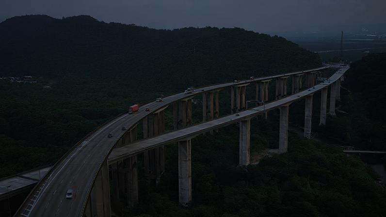 Levantamento da Infra S.A registrou 79 concessões de rodovias no Brasil; na imagem, trecho da rodovia dos Imigrantes, em São Paulo