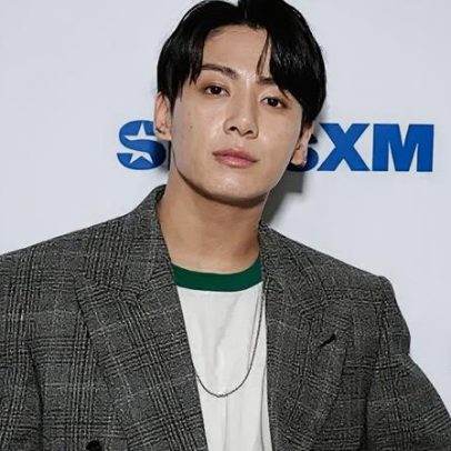 Stalker que tocou a campainha da estrela do BTS 133 vezes pode ser deportado