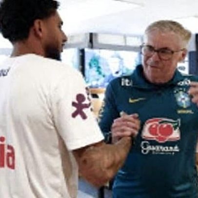 Seleção faz primeiro treino com Éderson; Neymar fica fora