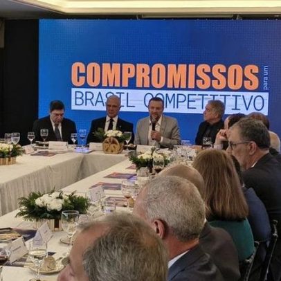 Edinho apoia João Campos, mas não confirma ida de Lula a PE