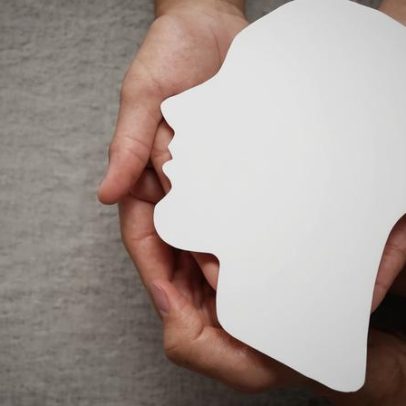Apoio às famílias de pessoas com esquizofrenia é essencial