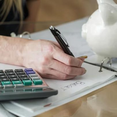 Selic cai; veja quais empréstimos ficaram mais baratos e mais caros