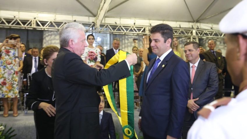 STJ adia decisão sobre restrições ao pai do ex-governador do Acre