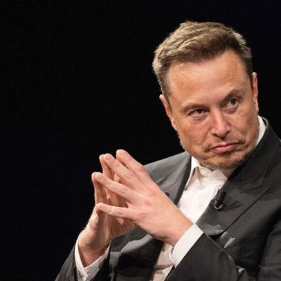 Elon Musk se torna trilionário após IPO da SpaceX a US$150
