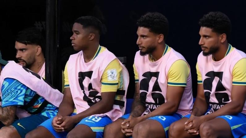 CONTRASTES NA SELEÇÃO! Danilo joga e Endrick no banco: o destino das joias da base do Verdão