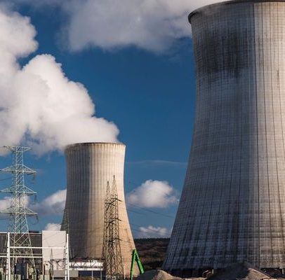História da energia nuclear: poder do átomo e seus riscos