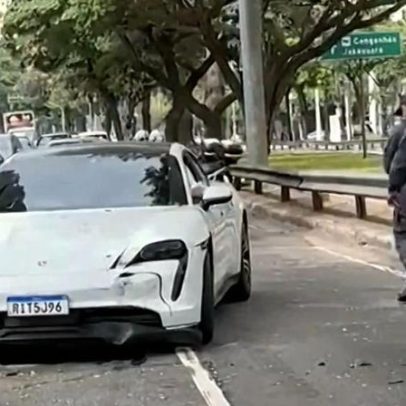 Porsche atinge 3 carros e motorista é preso por embriaguez em SP