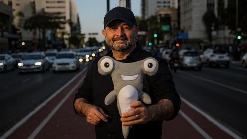O diretor Cláudio Fraga