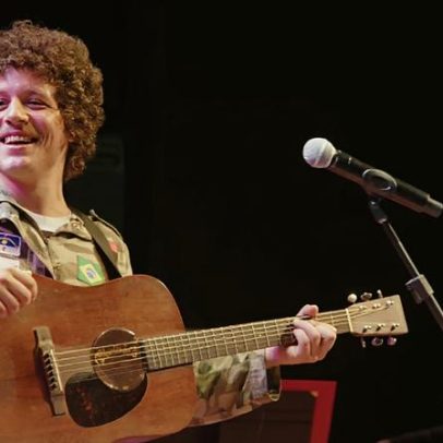 Chico Chico lança primeiro ato de EP ao vivo com Orquestra Sesiminas em BH