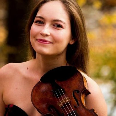Filarmônica de Minas Gerais recebe violinista Geneva Lewis em concerto na Sala Minas Gerais