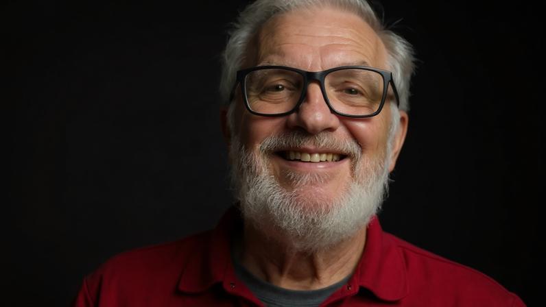 Raimundo Carrero era um dos principais nomes da literatura pernambucana e um dos mais premiados do país
