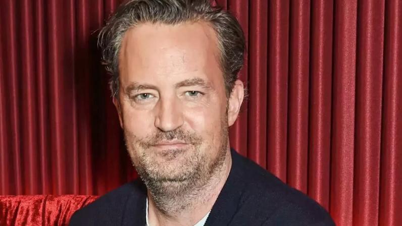Matthew Perry ficou eternizado por interpretar o personagem Chandler Bing em 'Friends'
