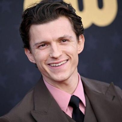 Tom Holland relembra luta contra o álcool e o maior desafio de sua vida