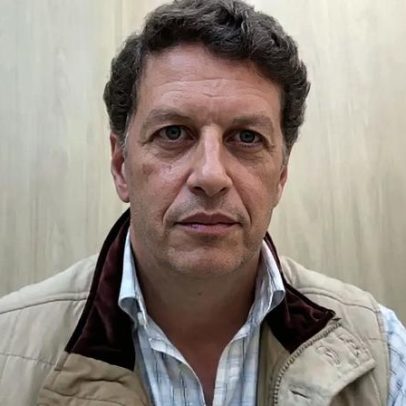 Salles nega ruptura com Bolsonaro, critica centrão do PL