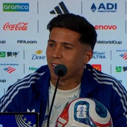 Enzo Fernández relembra carta escrita para Messi aos 16 anos
