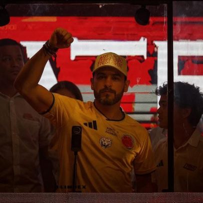 Justiça proíbe candidato colombiano de usar camisa da seleção em campanha