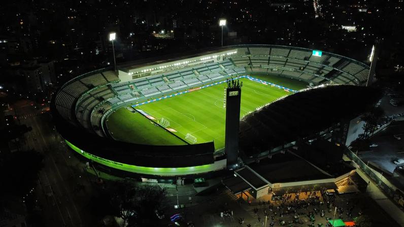 Venda de bebidas é permitida nos estádios do Paraná, mas somente cerveja e chope. (Foto: Divulgação/Coritiba FC)